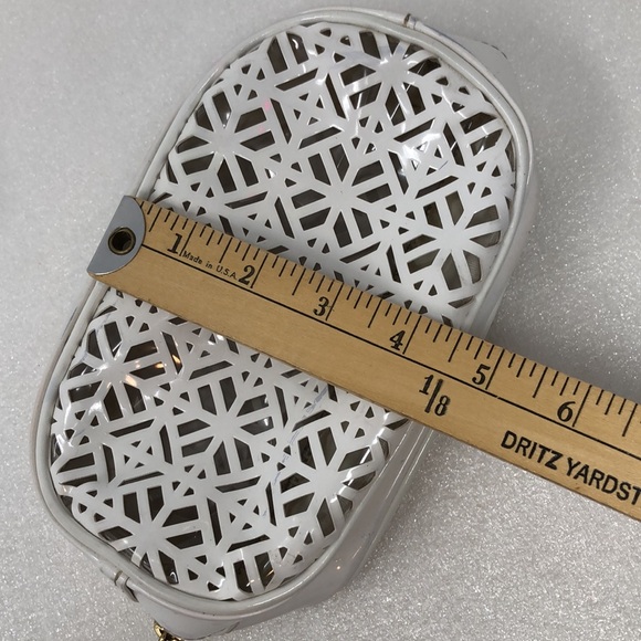 Tory Burch White Laser Cut Make Up Bag - Picture 9 of 12